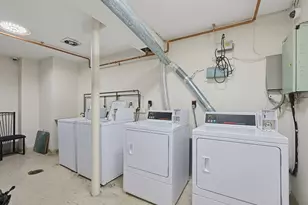 1185 Adams St, Boston, MA 02124 - Photo 22