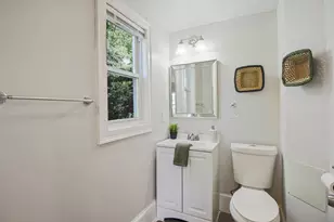 4 Longfellow Rd, Worcester, MA 01602 - Photo 26