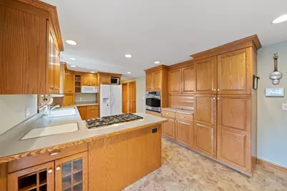 20 Bonney Lane, Dedham, MA 02026 - Photo 4