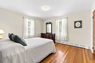 5 Brewster St, New Bedford, MA 02745 - Photo 12