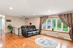 116 Kensington St, Braintree, MA 02184 - Photo 12