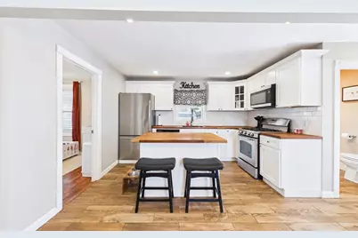 38 Little Neck Ave, Swansea, MA 02777 - Photo 8