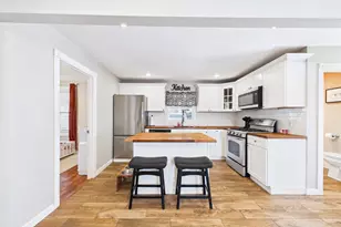 38 Little Neck Ave, Swansea, MA 02777 - Photo 8
