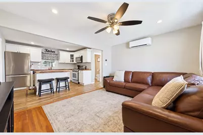 38 Little Neck Ave, Swansea, MA 02777 - Photo 10