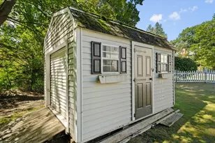270 Moreland St, Worcester, MA 01609 - Photo 38