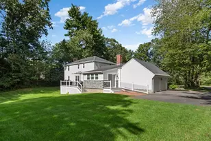 24 Edgemere Rd, Lynnfield, MA 01940 - Photo 36
