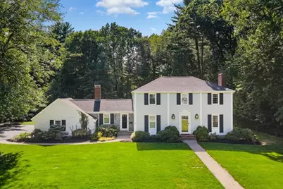 24 Edgemere Rd, Lynnfield, MA 01940 - Photo 1