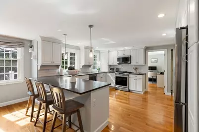 24 Edgemere Rd, Lynnfield, MA 01940 - Photo 14