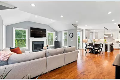 55 Rockwood Ln, Needham, MA 02492 - Photo 14