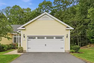 76 Beech Hill Rd, West Springfield, MA 01089 - Photo 2