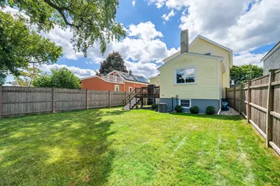 32 Crescent Ave, Beverly, MA 01915 - Photo 40