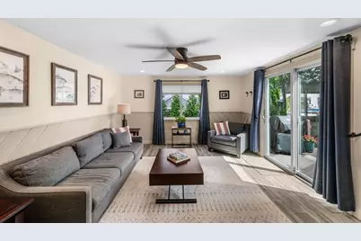 32 Crescent Ave, Beverly, MA 01915 - Photo 8