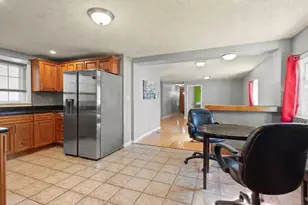 74 Chestnut St, Chelsea, MA 02150 - Photo 6