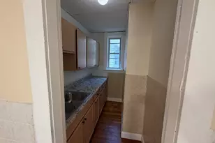 21 Clare, Lowell, MA 01854 - Photo 10