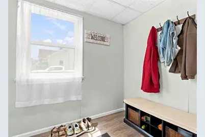 12 Waverly St, Taunton, MA 02780 - Photo 6