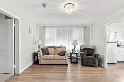12 Waverly St, Taunton, MA 02780 - Photo 4