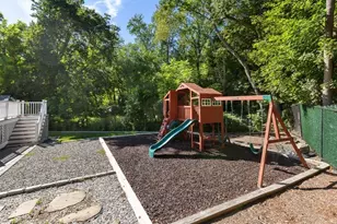 5 Green Meadow Dr, Lynnfield, MA 01940 - Photo 40
