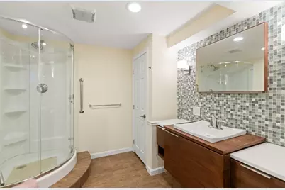 5 Green Meadow Dr, Lynnfield, MA 01940 - Photo 34