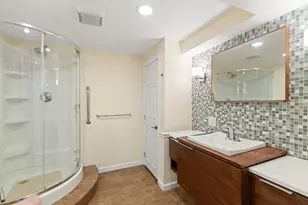 5 Green Meadow Dr, Lynnfield, MA 01940 - Photo 34