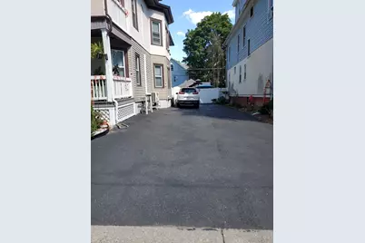25 Kimberly Ave, Springfield, MA 01108 - Photo 24