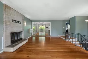 36 Roman Dr, Shrewsbury, MA 01545 - Photo 4