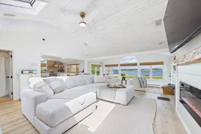 16 Shoreview Ave, Mattapoisett, MA 02739 - Photo 8