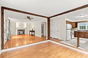 37 Highland Ave, Leominster, MA 01453 - Photo 6