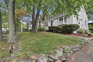 37 Highland Ave, Leominster, MA 01453 - Photo 2