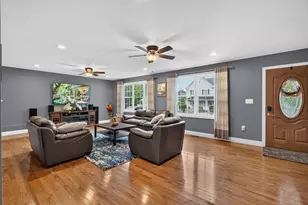 78 Waterhill St, Lynn, MA 01905 - Photo 2
