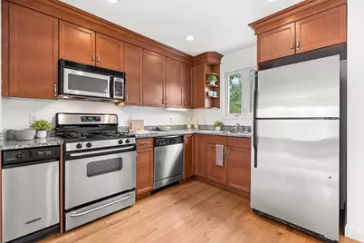 37 Pond St #1, Waltham, MA 02451 - Photo 8
