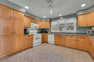 36 Leno Rd, Holland, MA 01521 - Photo 10