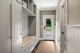 25 Arch St, Needham, MA 02492 - Photo 10