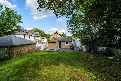 26 Benefit St, Southbridge, MA 01550 - Photo 18