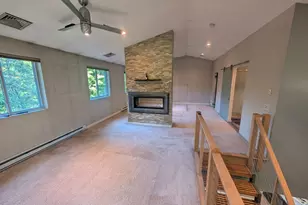 192 Ambrose St, Springfield, MA 01109 - Photo 24