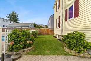47 Bush St, Fall River, MA 02724 - Photo 38