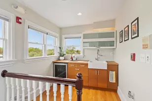 15 Howell St, Boston, MA 02125 - Photo 26