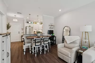69 Foundry St #206, Wakefield, MA 01880 - Photo 6