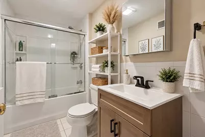 101 Greaton Rd, Boston, MA 02132 - Photo 10
