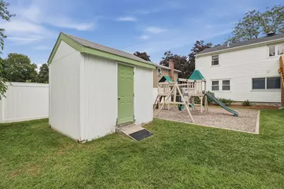 4 Groveland Road, Melrose, MA 02176 - Photo 32