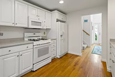 82 Falling Leaf Ln, Barnstable, MA 02655 - Photo 12