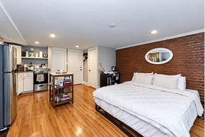 50 Montgomery St #1, Boston, MA 02116 - Photo 2