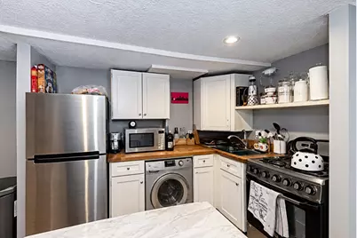 50 Montgomery St #1, Boston, MA 02116 - Photo 8