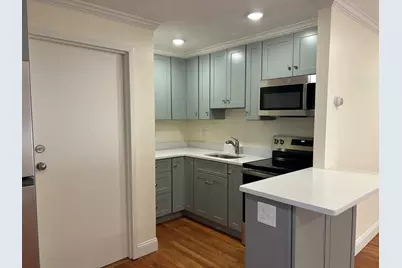 27C Minot Street #27C, Reading, MA 01867 - Photo 1