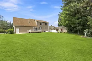 33 Caddyshack Dr, Chicopee, MA 01020 - Photo 42