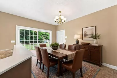 33 Caddyshack Dr, Chicopee, MA 01020 - Photo 12