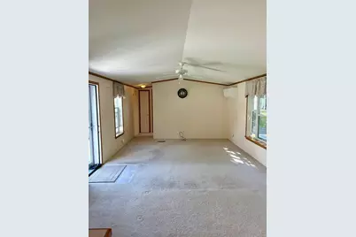124 West Main Street #38, Merrimac, MA 01860 - Photo 2