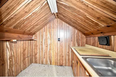 114 Old Amherst Rd, Sunderland, MA 01375 - Photo 24