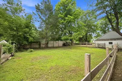 114 Old Amherst Rd, Sunderland, MA 01375 - Photo 28