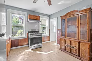 205 Emerald St, Malden, MA 02148 - Photo 8