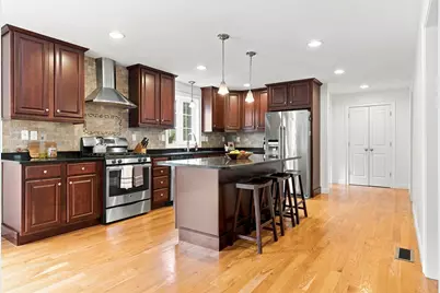 2 Zackney Drive, Billerica, MA 01821 - Photo 2